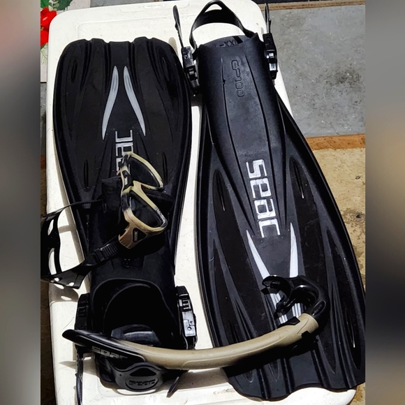 Seac snorkeling set, mask, snorkel, professional diving flippers - Picture 2 of 3